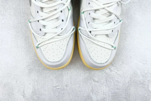 Off White x SB Dunk Low - Image 7