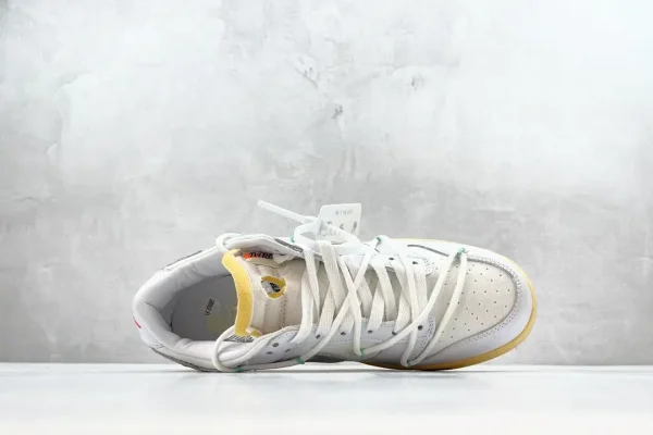 Off White x SB Dunk Low - Image 3