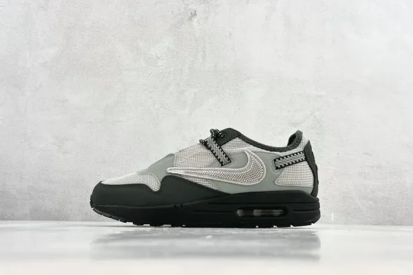 Travis Scott x Nike Air Max 1