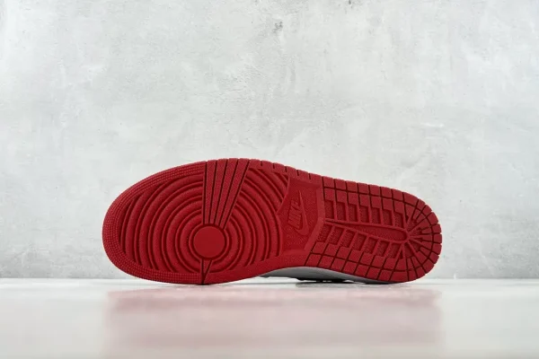 Jordan 1 High OG Retro "Heritage" - Image 4