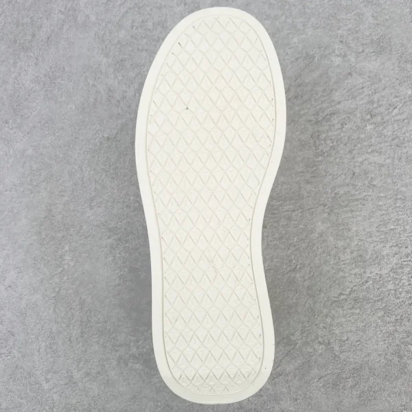 Gucci Middle Top Casual Shoes - Image 9