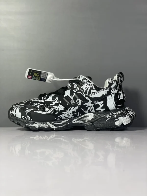 Balenciaga Track - Image 2