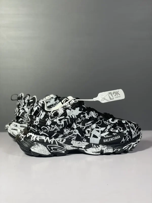 Balenciaga Track - Image 7
