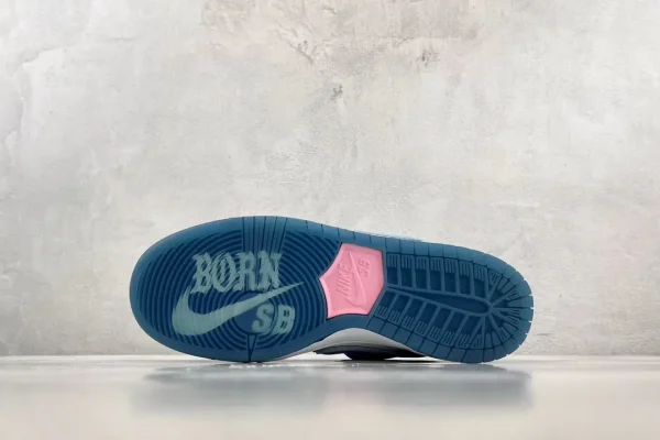 Nike SB Dunk Low - Image 4