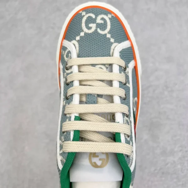 Gucci Canvas Low Cut - Image 4