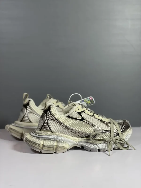 Balenciaga 3XL - Image 7