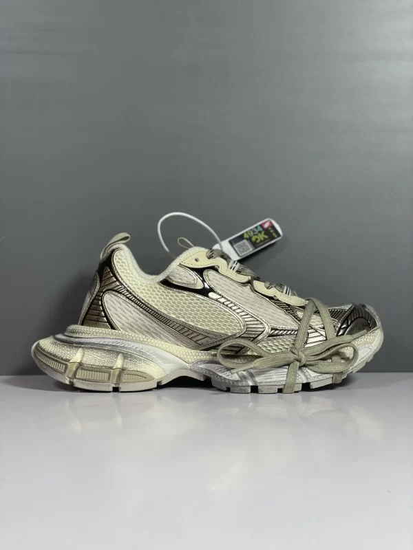 Balenciaga 3XL