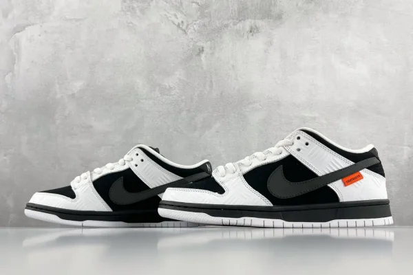 Nike SB Dunk Low - Image 5