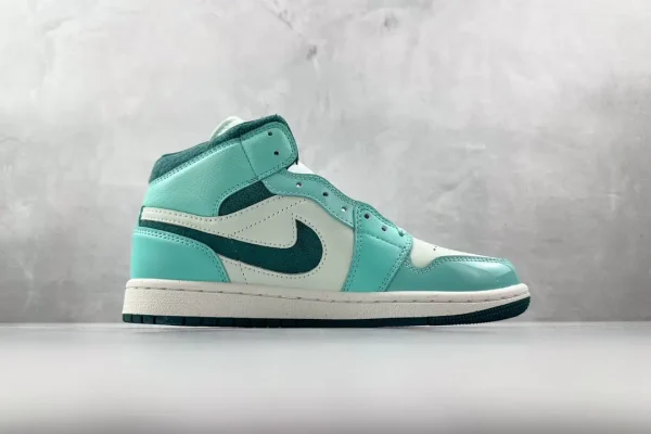 Air Jordan 1 Mid "Bleached Turquoise" - Image 2