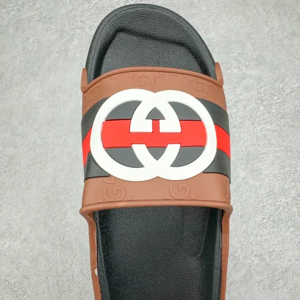 Gucci Slippers - Image 4