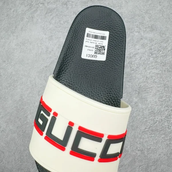 Gucci Slippers - Image 4