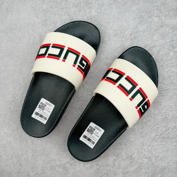 Gucci Slippers - Image 3