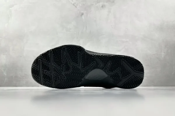 Nike Kobe 4 Protro
Gift of Mamba - Image 4