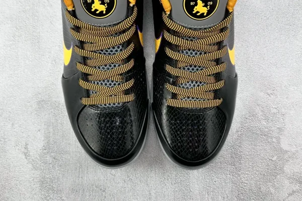 Nike Kobe 4 Protro
Carpe Diem - Image 7
