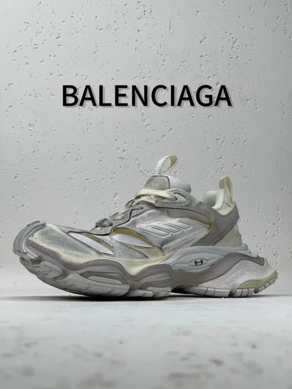 Balenciaga Runner Chunky - Image 8