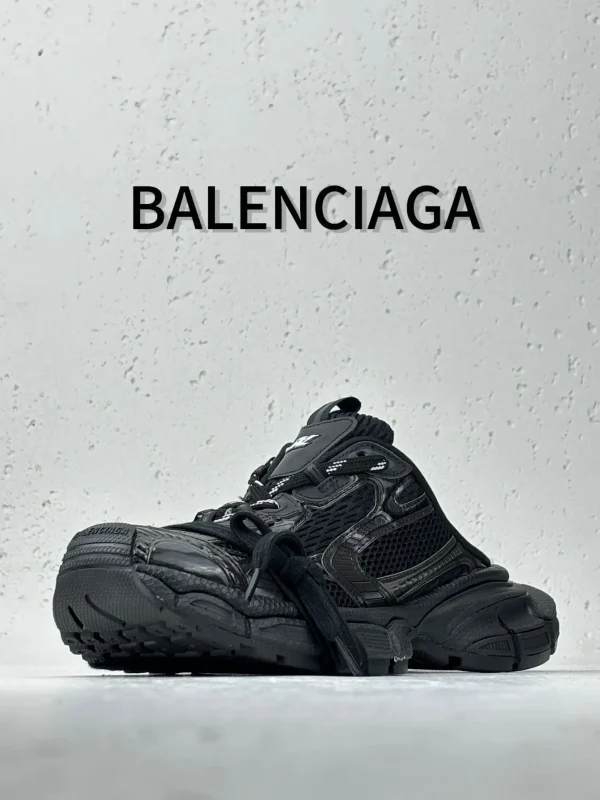 Balenciaga 3XL Sport Muller - Image 8
