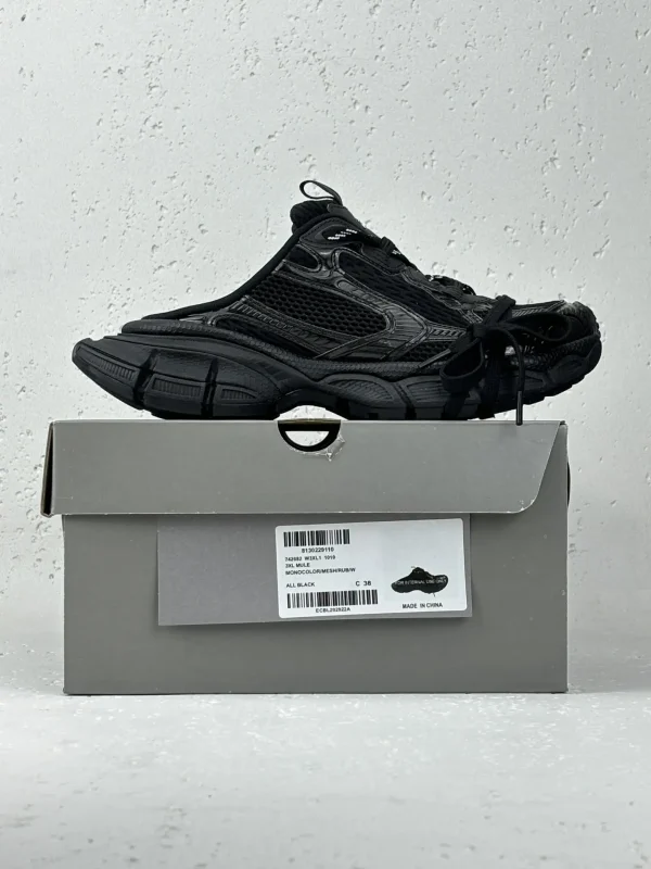 Balenciaga 3XL Sport Muller - Image 9