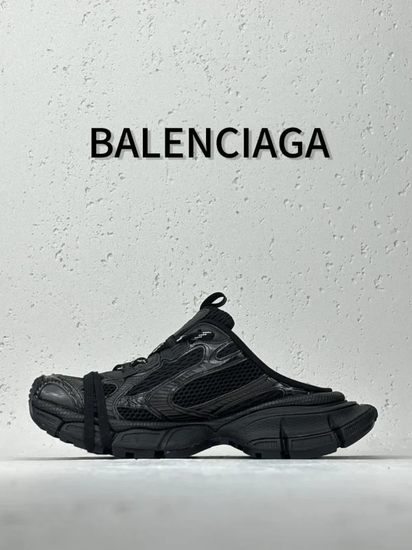 Balenciaga 3XL Sport Muller - Image 2