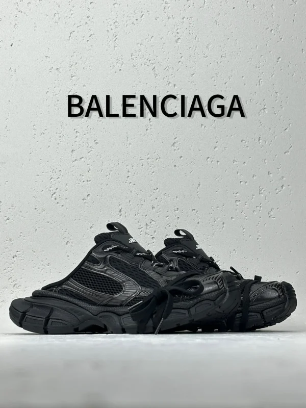 Balenciaga 3XL Sport Muller - Image 4