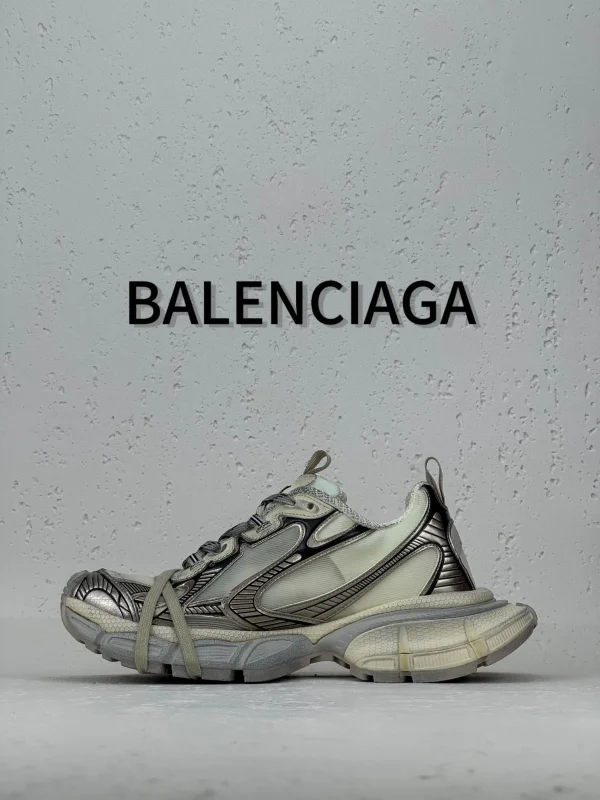 Balenciaga 3XL EXTREME LACE - Image 2