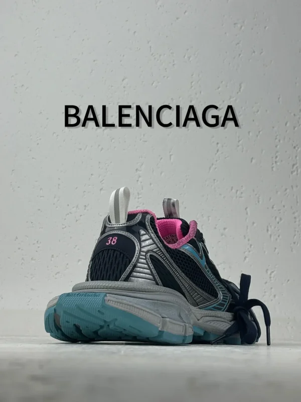 Balenciaga 3XL - Image 7