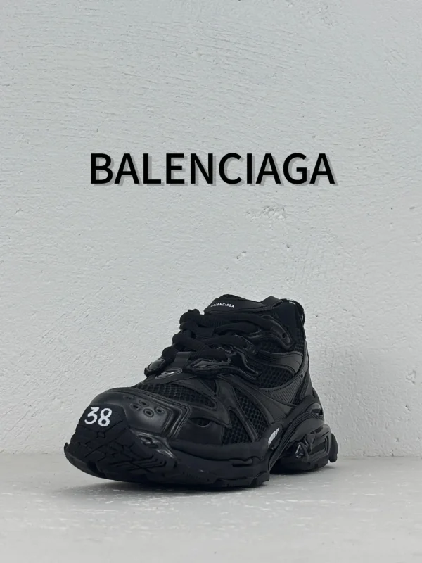 Balenciaga 3XL - Image 8