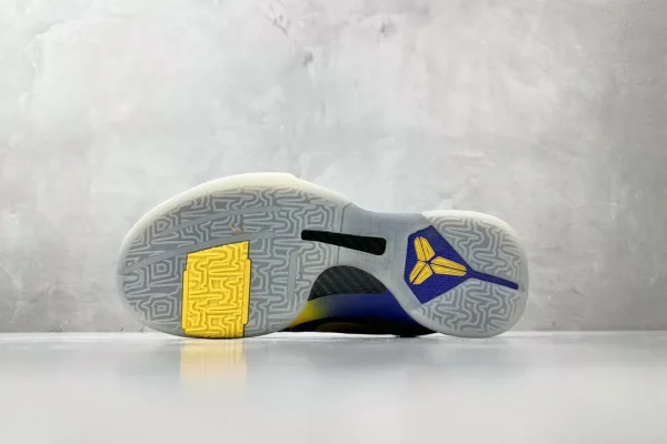 Nike Kobe 5 Protro
5 Rings (2020) - Image 4