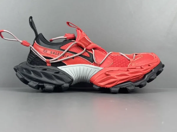 Balenciaga Hike