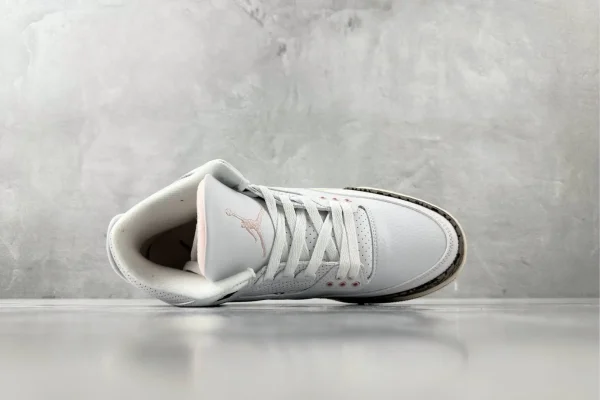 Air Jordan 3 retro "dark mocha" cherry blossom white brown powder - Image 3