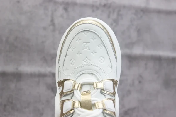 Louis Vuitton Archlight Trainer - Image 8