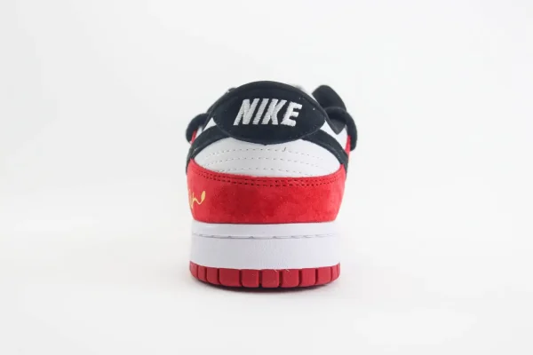 Nike SB Dunk Low x LV - Image 6