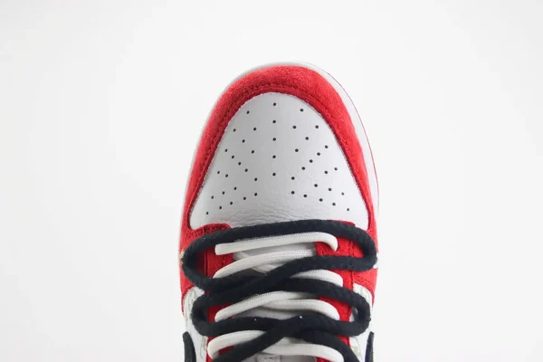 Nike SB Dunk Low x LV - Image 8