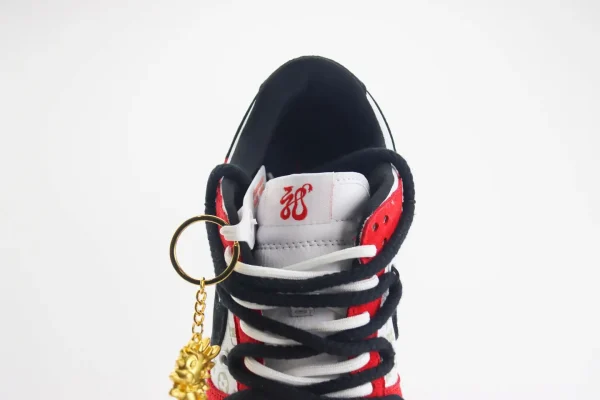Nike SB Dunk Low x LV - Image 9