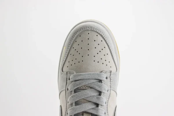 Nike SB Dunk Low x CDG x The North Face - Image 8