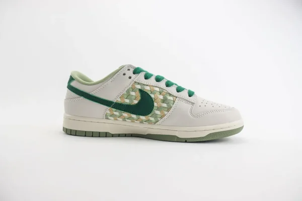 Nike SB Dunk Low - Image 3
