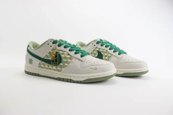 Nike SB Dunk Low - Image 2