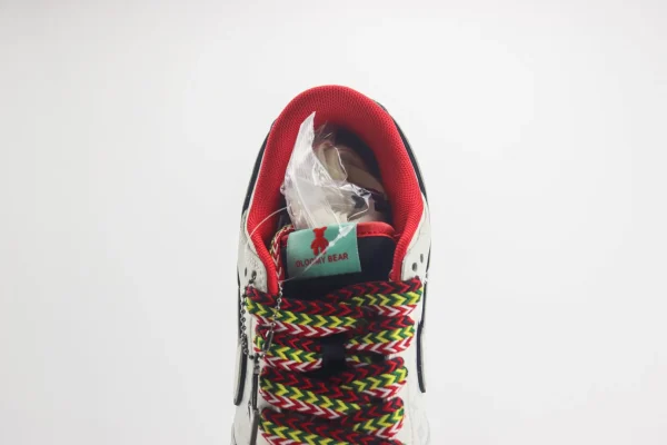 Nike SB Dunk Low x LV - Image 9
