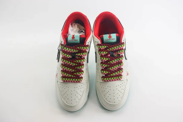 Nike SB Dunk Low x LV - Image 5