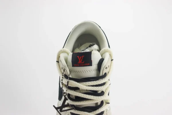 Nike SB Dunk Low x LV - Image 9