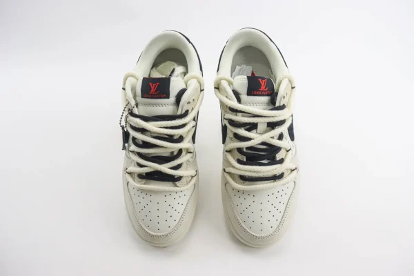 Nike SB Dunk Low x LV - Image 5