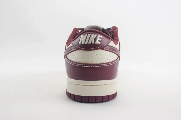 Nike SB Dunk Low - Image 6