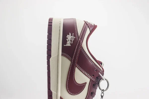 Nike SB Dunk Low - Image 7