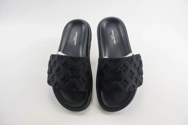 Louis Vuitton slipper - Image 2