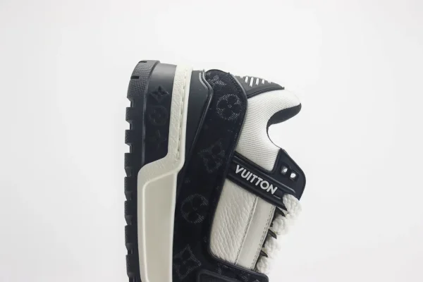 LV trainer Maxi - Image 7