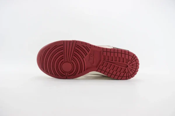 Nike SB Dunk Low x LV - Image 4