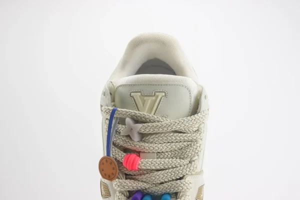LV trainer Maxi - Image 9