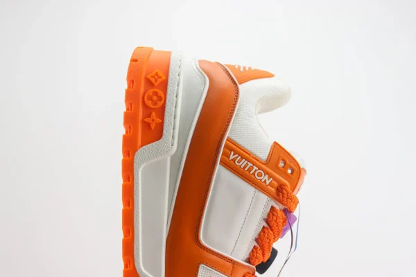 LV trainer Maxi - Image 7