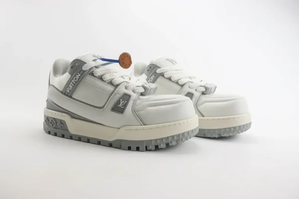 LV trainer Maxi - Image 2