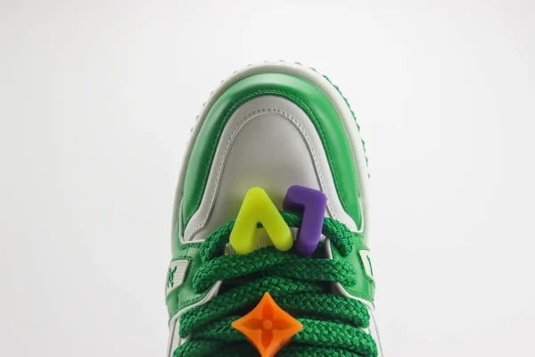 LV trainer Maxi - Image 8