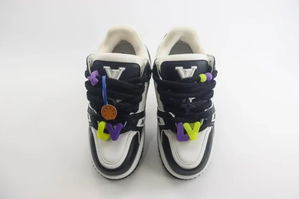 LV trainer Maxi - Image 5